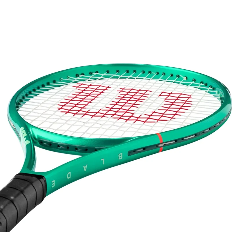 Wilson Blade 26 V10