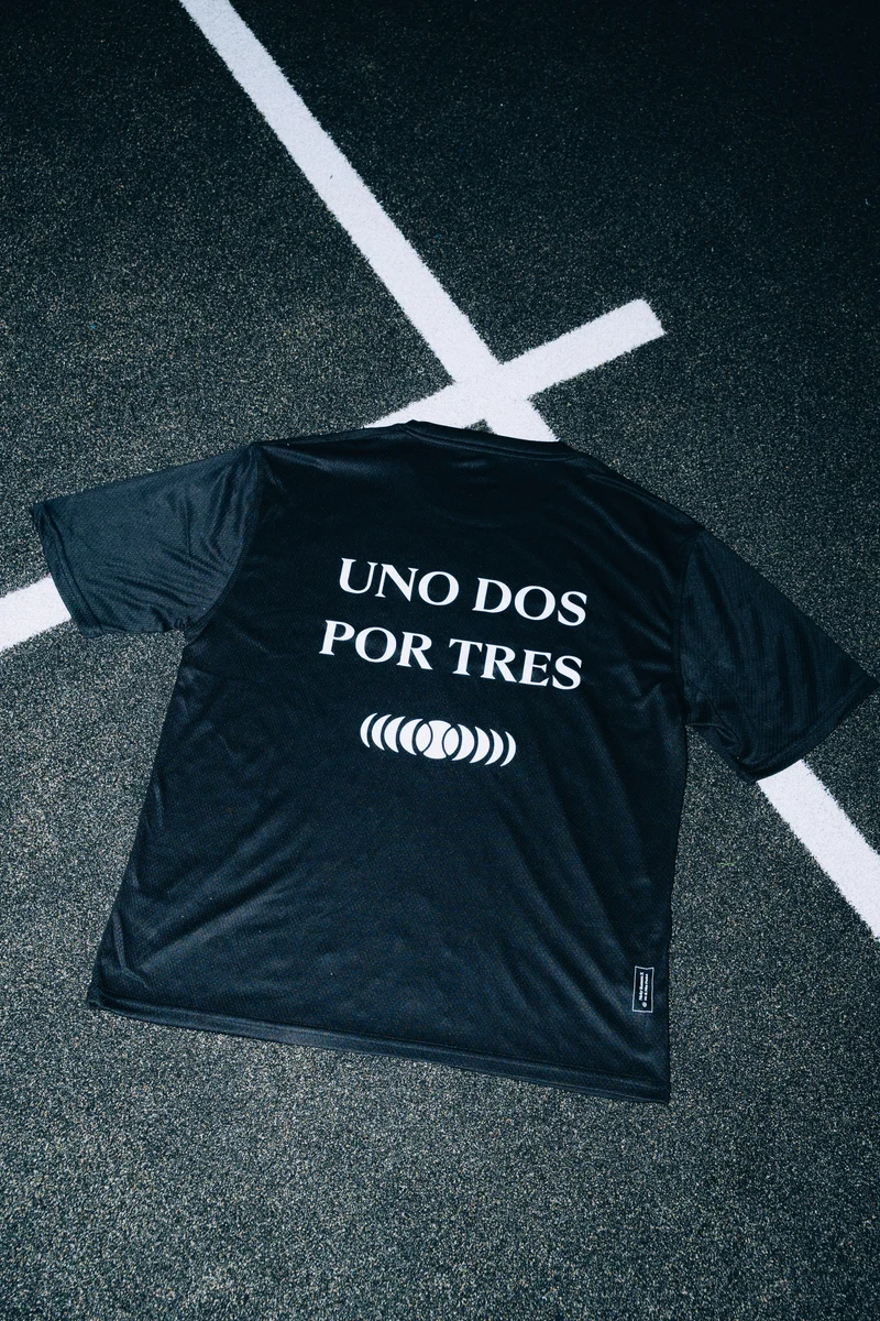 UNO DOS POR TRES - By NR