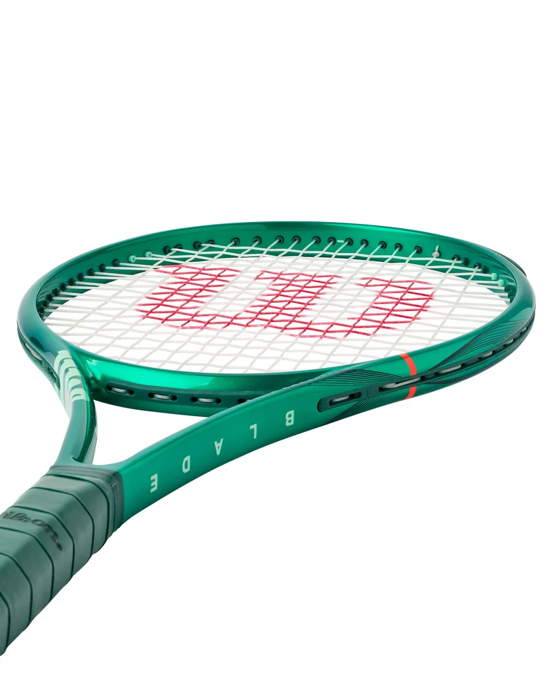 Wilson Blade 100L V10 Tennis Racket (Unstrung)