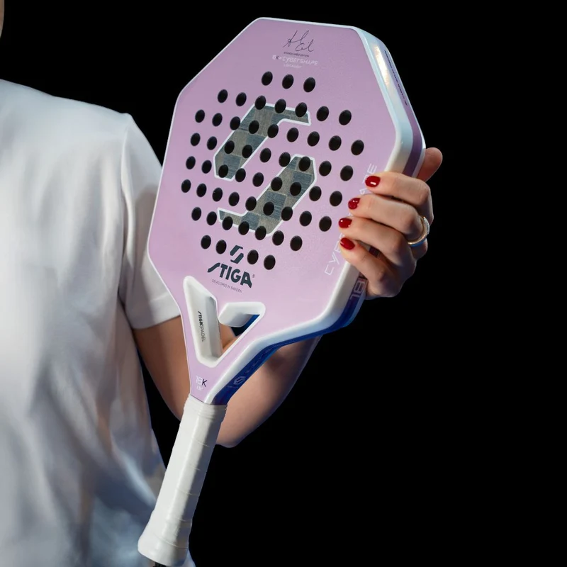 Stiga Cybershape 18K LW Amanda Edition Padel Racket