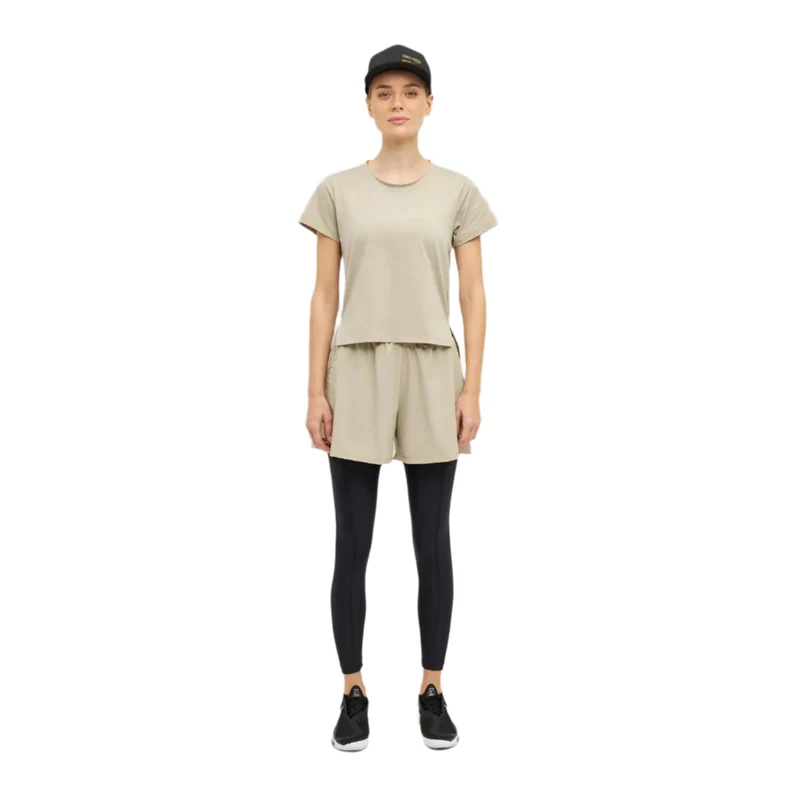 Cuera Women's Active Globe Shorts (Grey)
