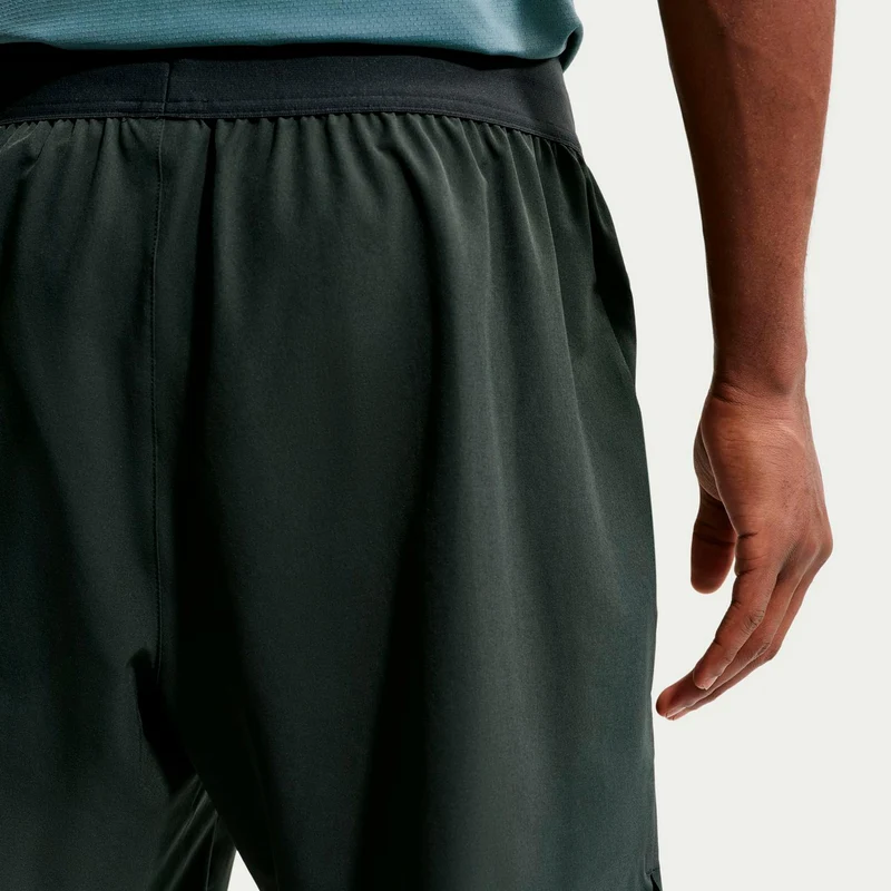 Jannik Sinner Court Dri-FIT Advantage 6in Shorts Herren - dunkelgrau