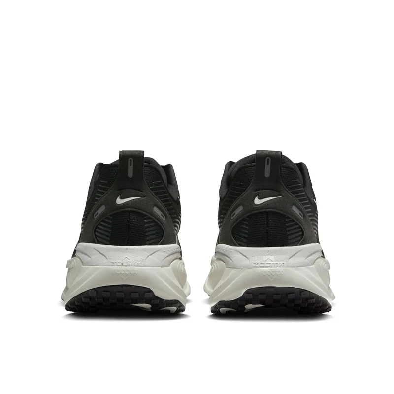 Vomero 18 Neutralschuh Herren - schwarz, weiß