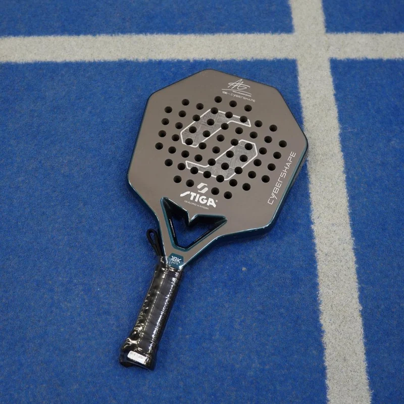 Stiga Cybershape 18K Hard Adam Axelsson Edition Padel Racket