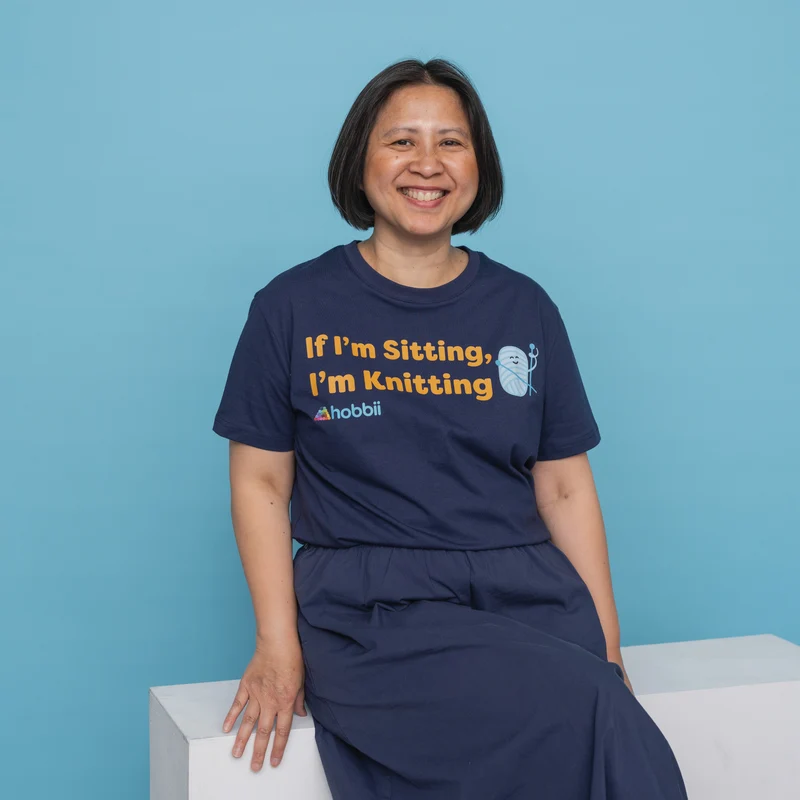 Sitting Knitting T-shirt - Yarniis (Limited Edition)