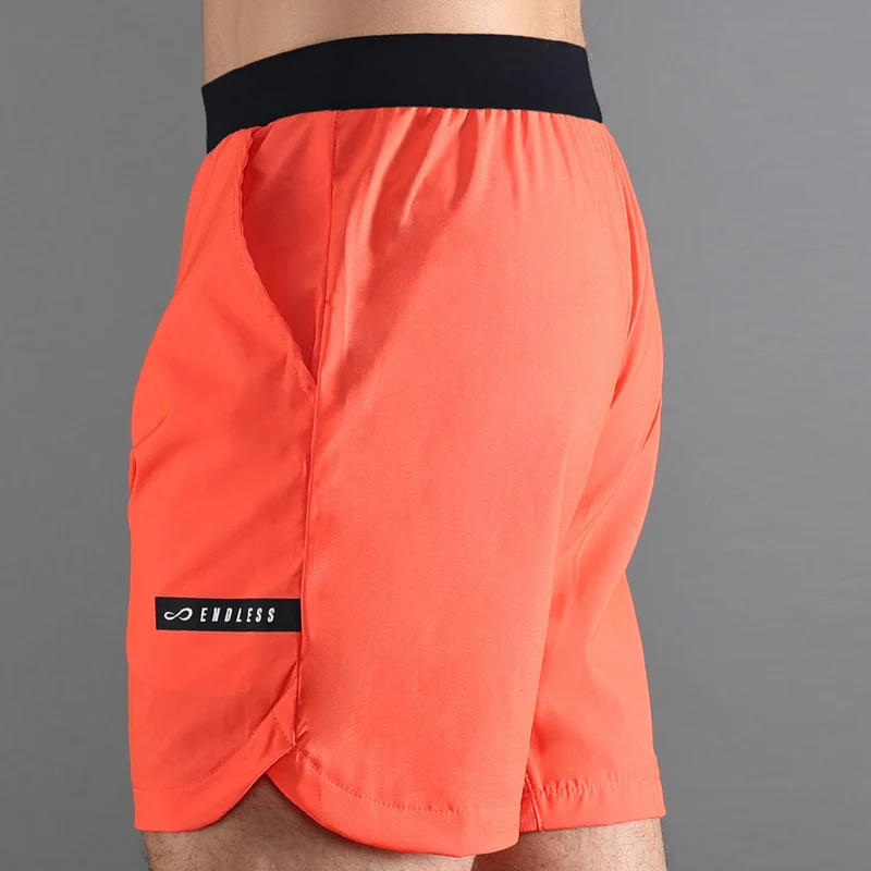 Swift Shorts Herren-koralle