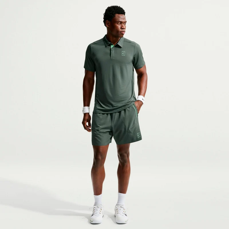 Jannik Sinner Court Dri-FIT Advantage 6in Shorts Herren - graugrün