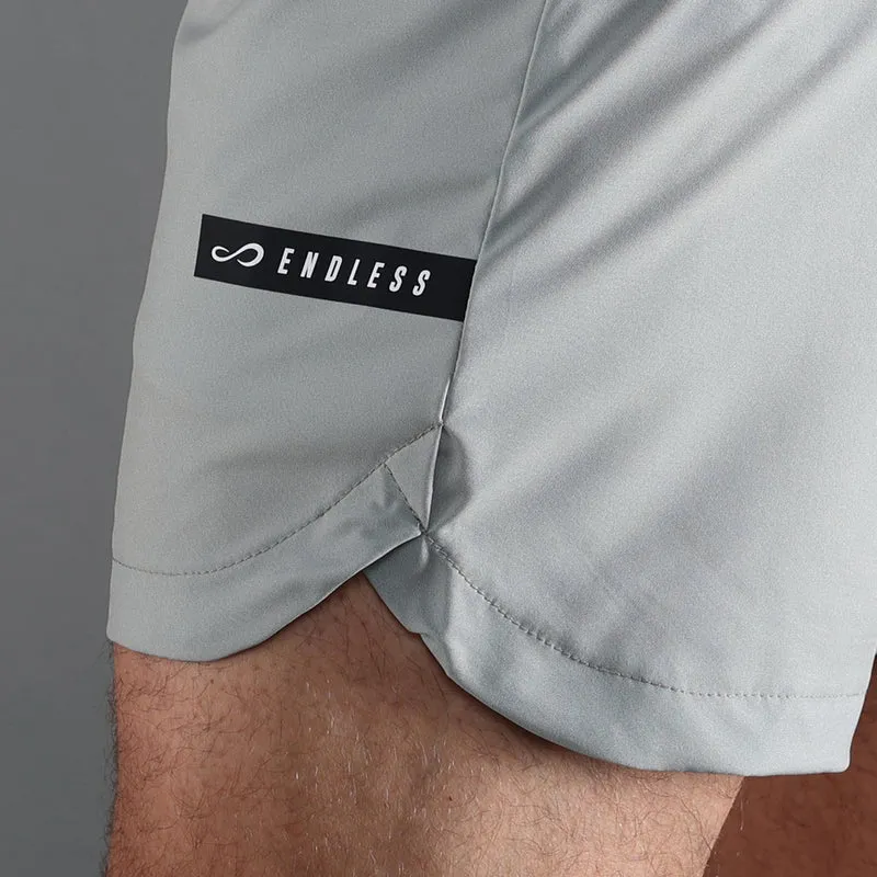 Swift Shorts Herren-hellgrau
