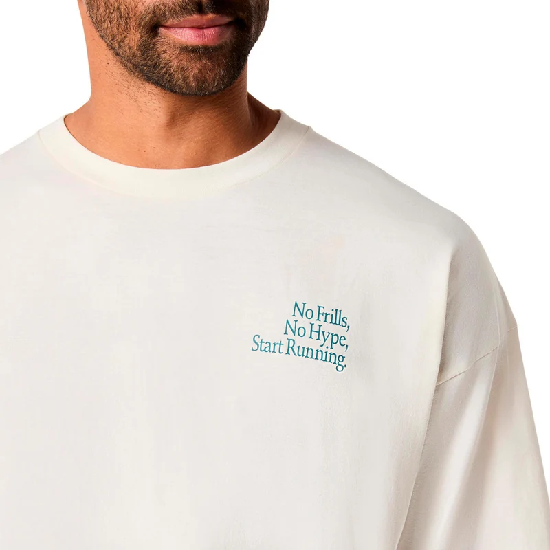 Runner Message Graphic Relaxed Laufshirt Herren - creme